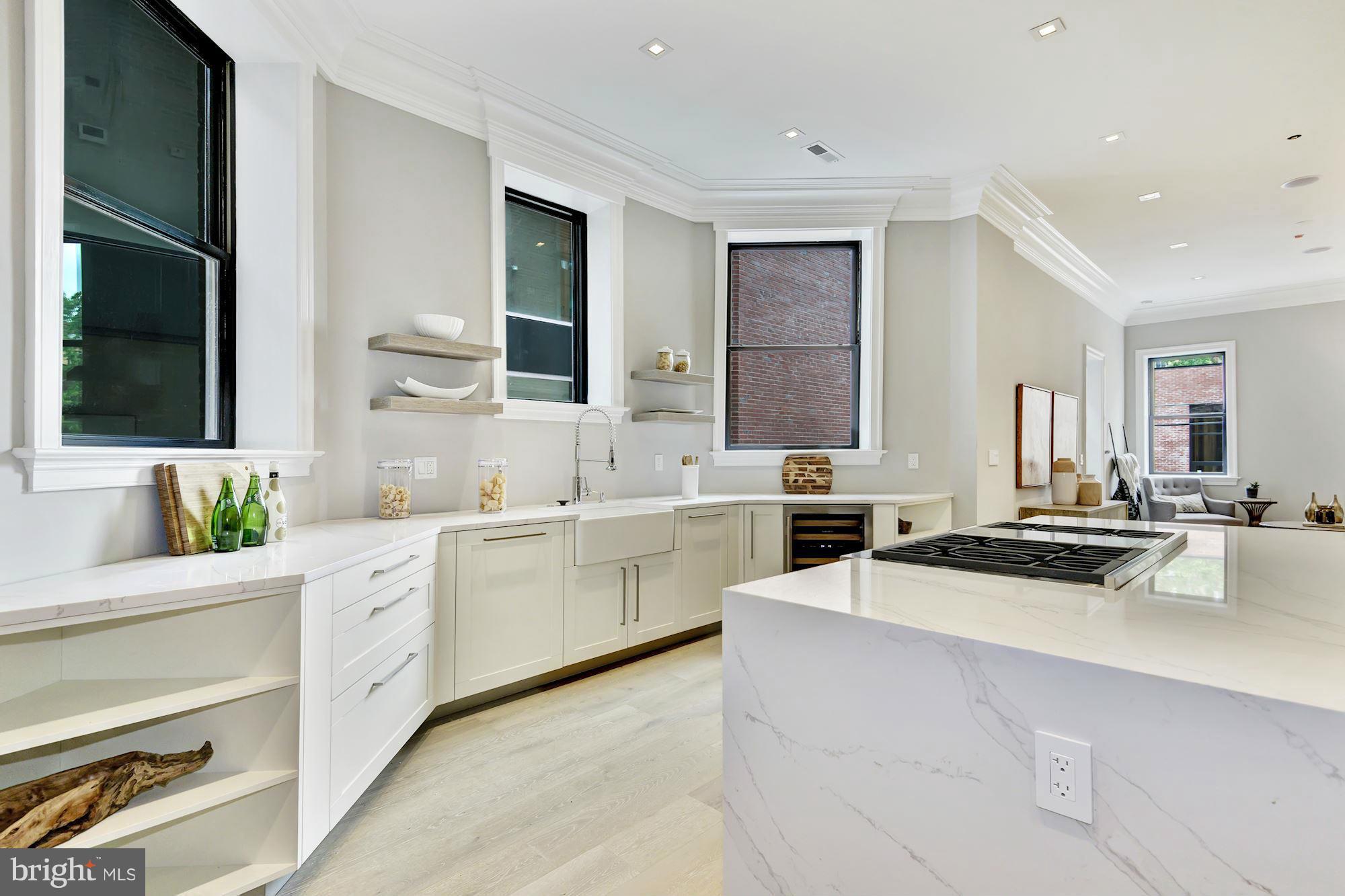 LOGAN CIRCLE - Residential