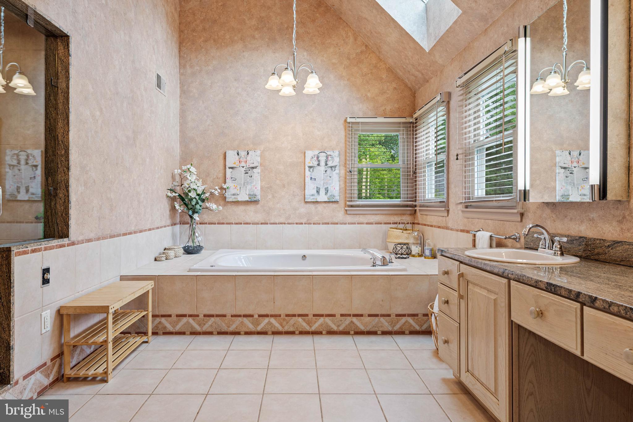CORNERSTONE - Residential