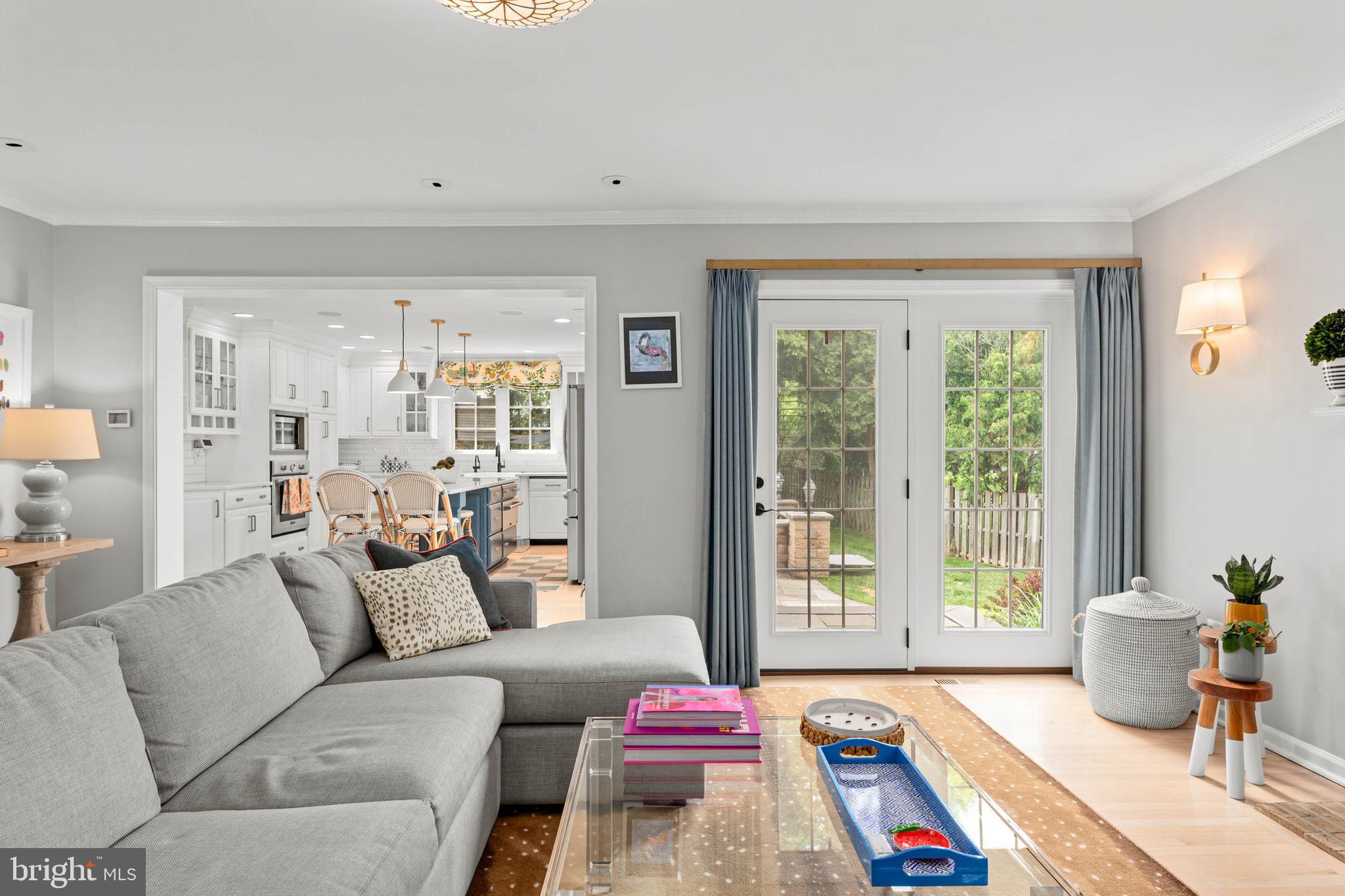 CORNERSTONE - Residential