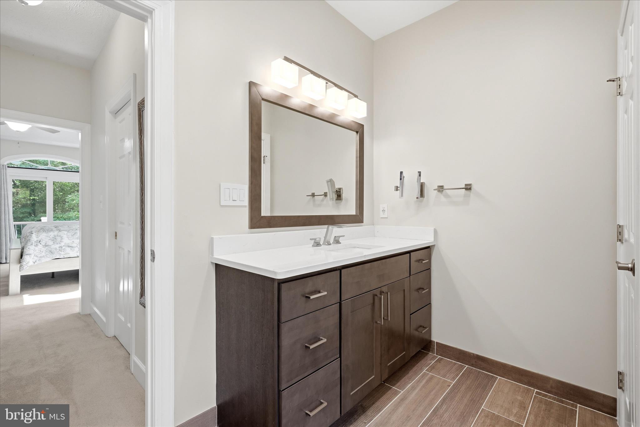 RIDGEVIEW - Residential