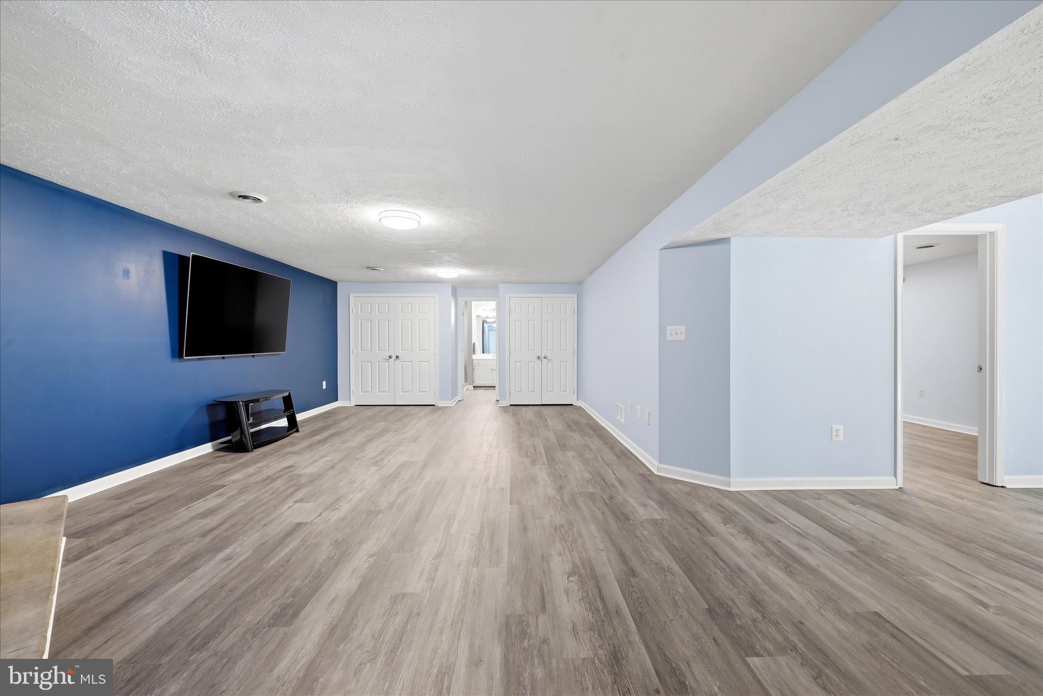 RIDGEVIEW - Residential