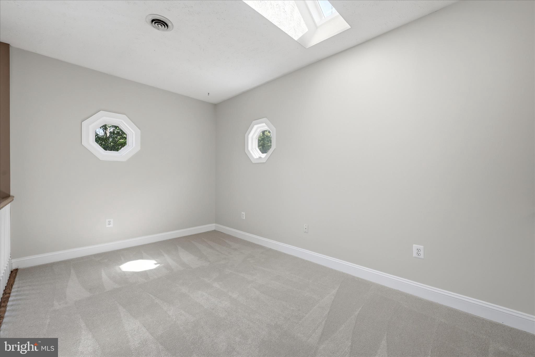 RIDGEVIEW - Residential
