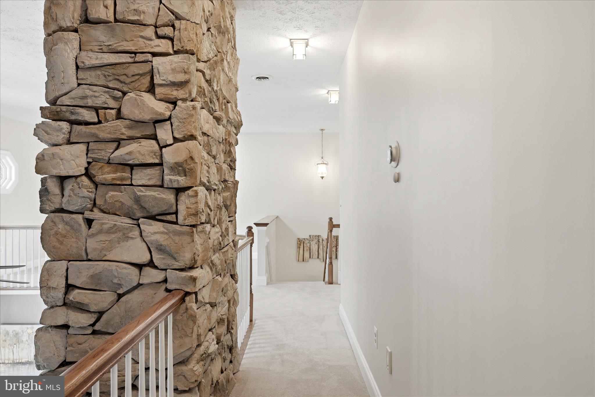 RIDGEVIEW - Residential