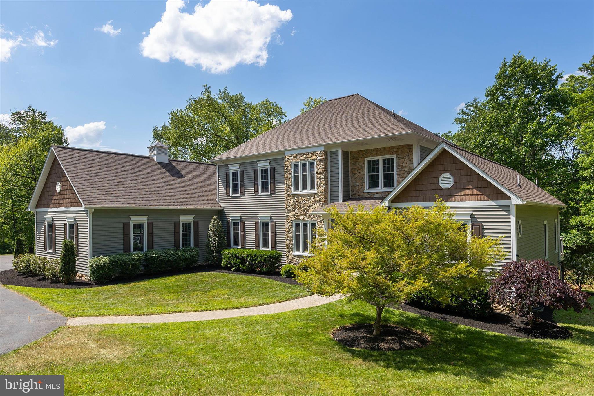 RIDGEVIEW - Residential