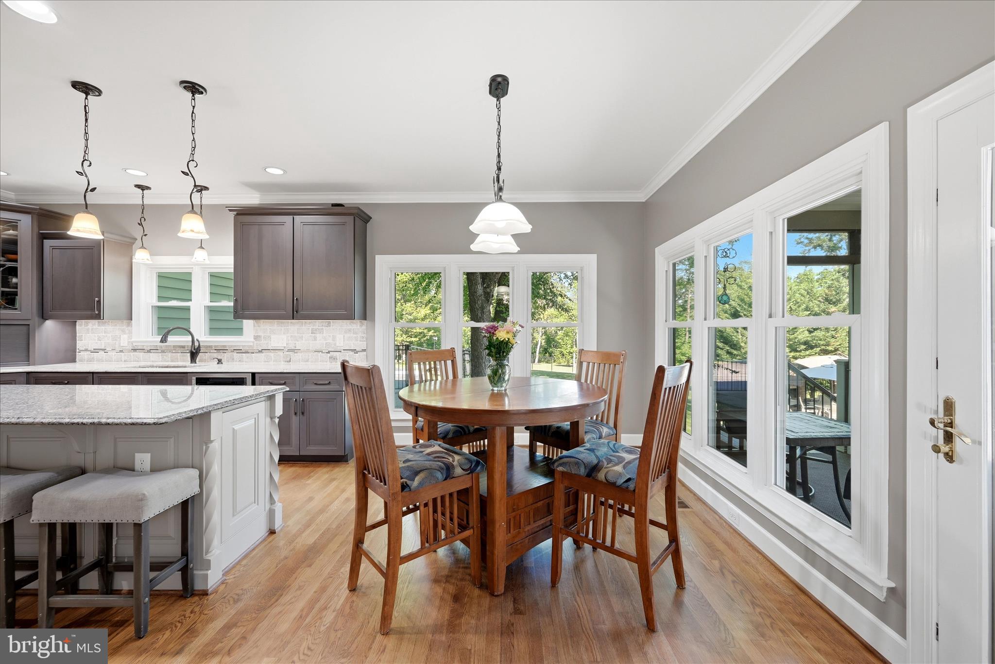 RIDGEVIEW - Residential