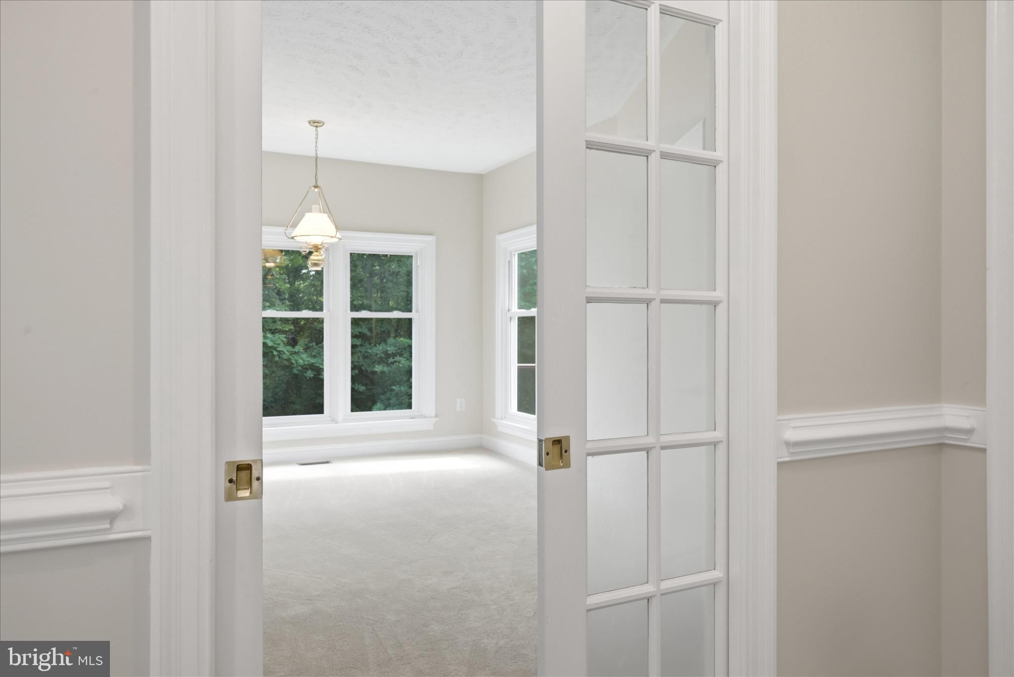 RIDGEVIEW - Residential