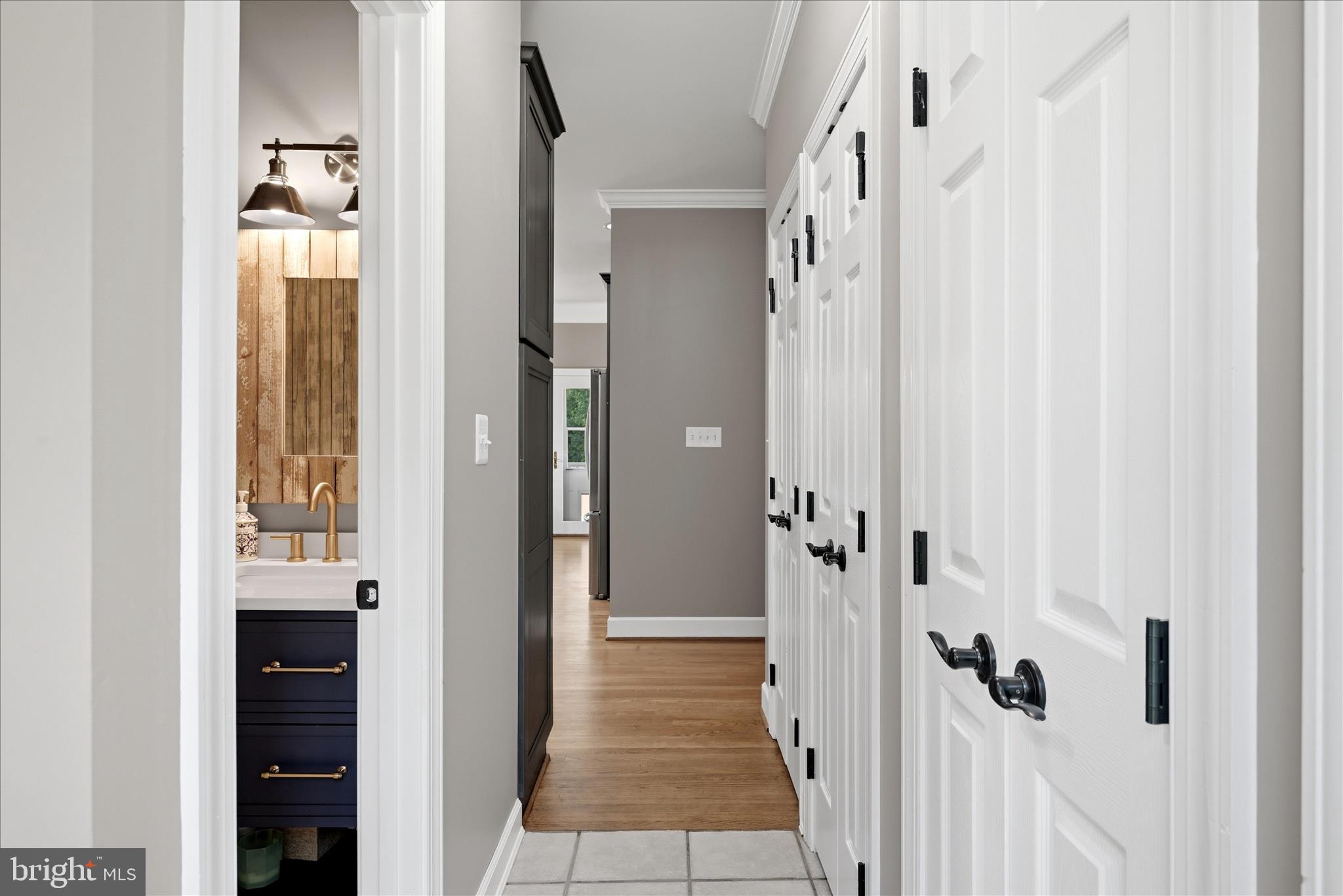 RIDGEVIEW - Residential
