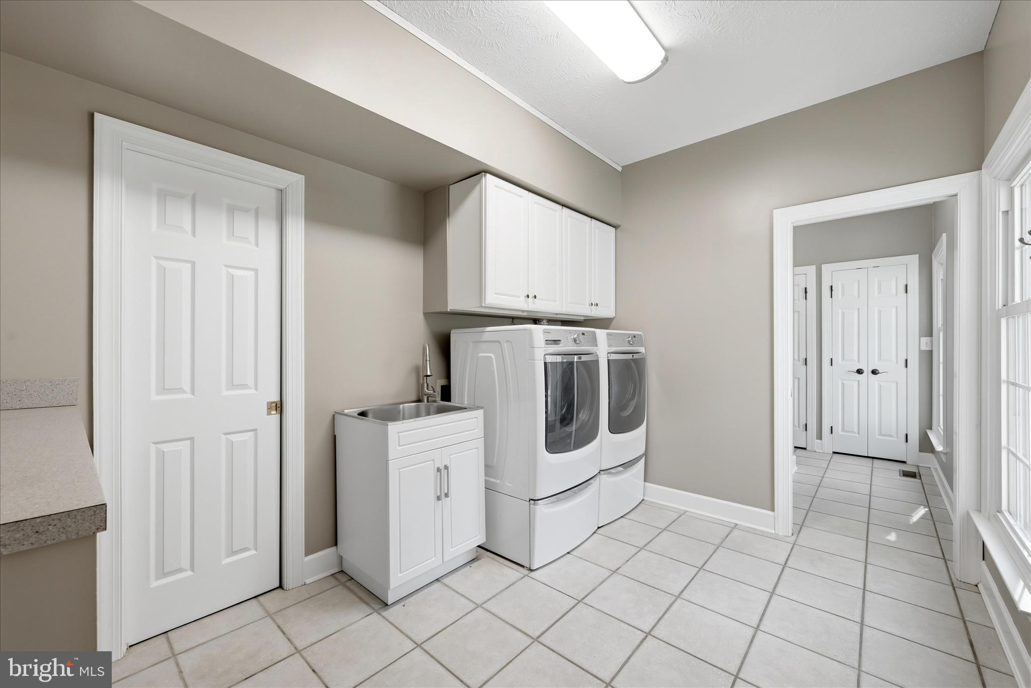 RIDGEVIEW - Residential