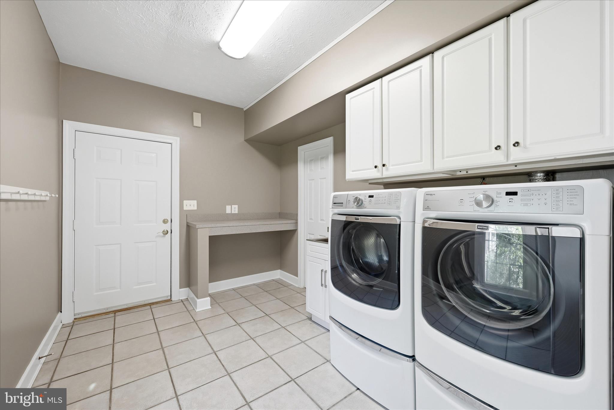 RIDGEVIEW - Residential