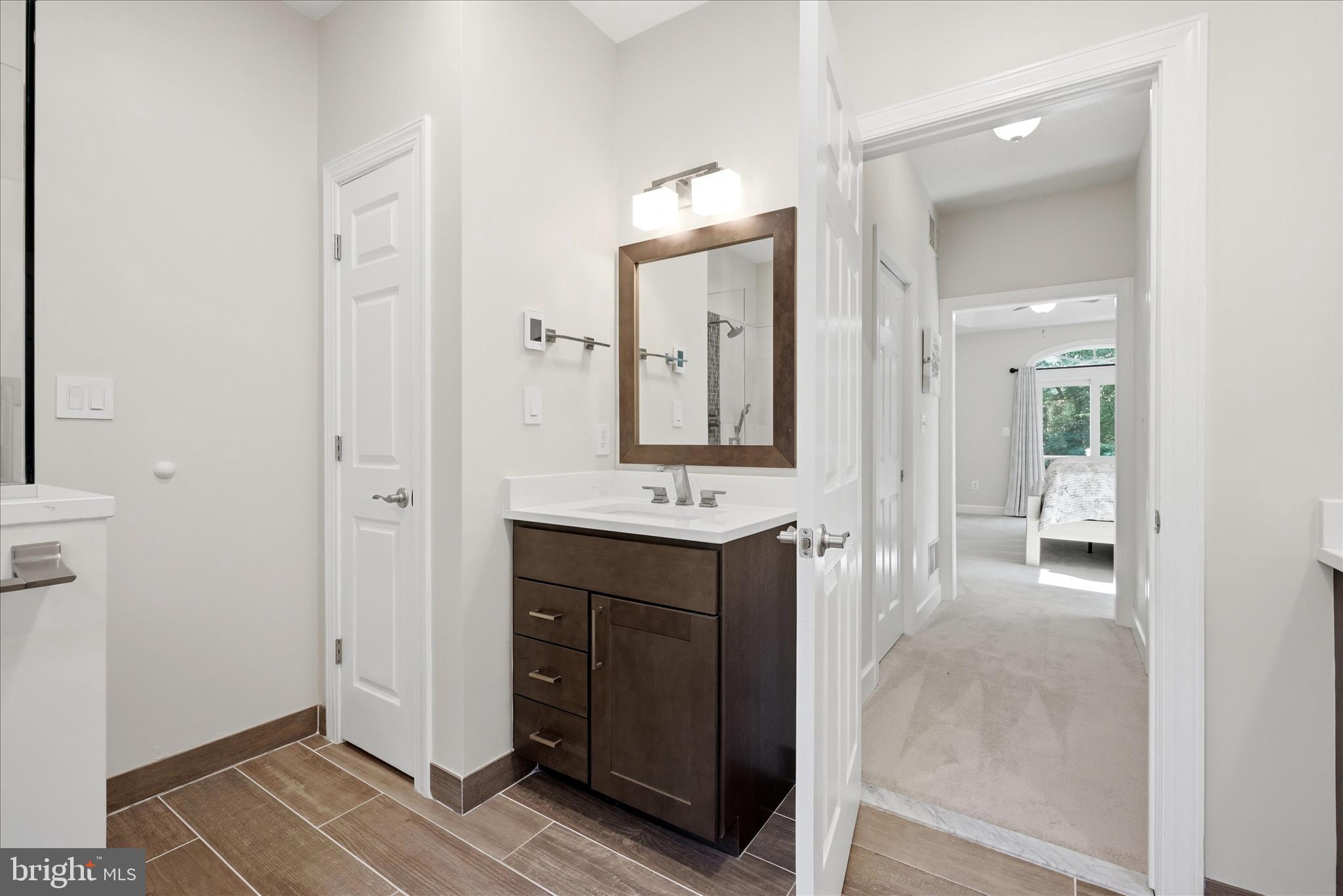 RIDGEVIEW - Residential