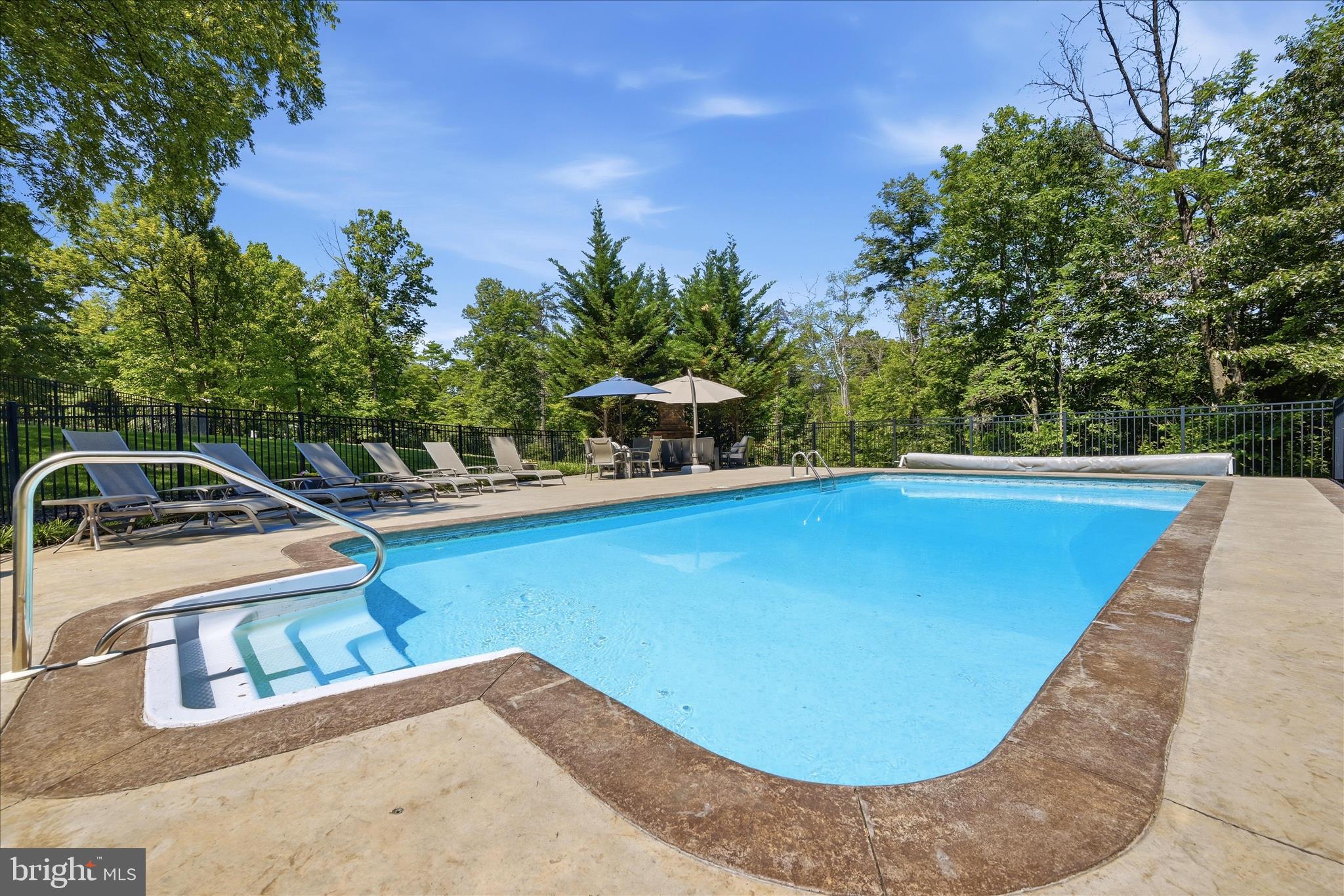 RIDGEVIEW - Residential