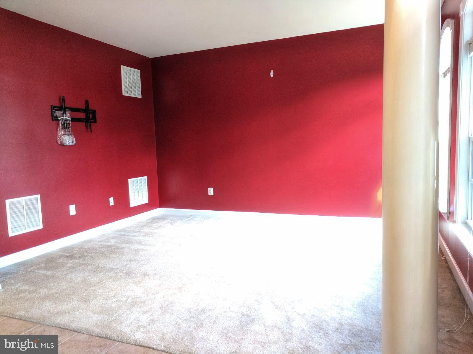 NEW BRISTOW VILLAGE - Residential Lease