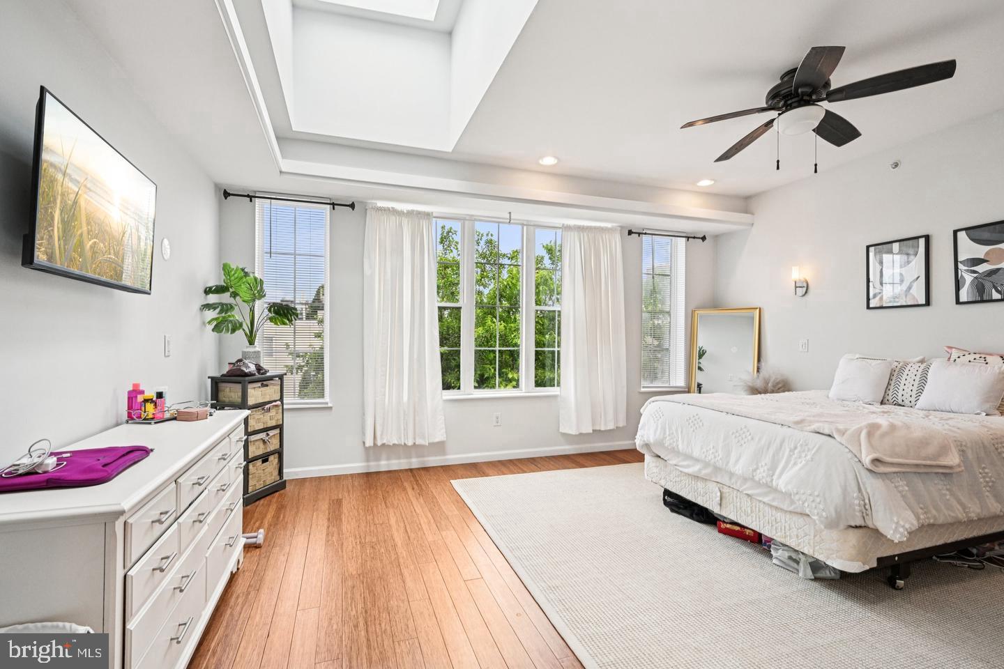 LUDLOW - Residential