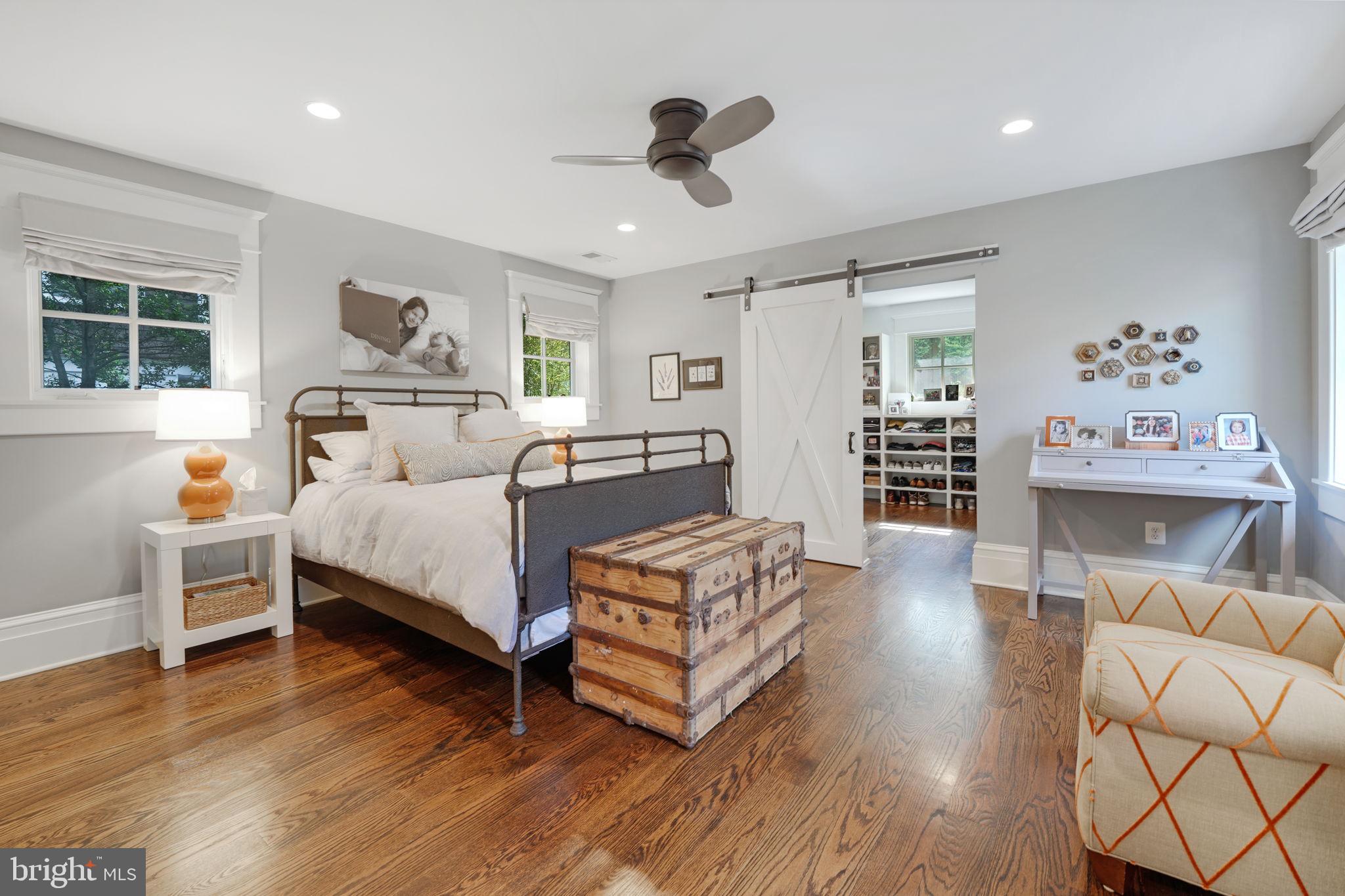 LEE HEIGHTS - Residential
