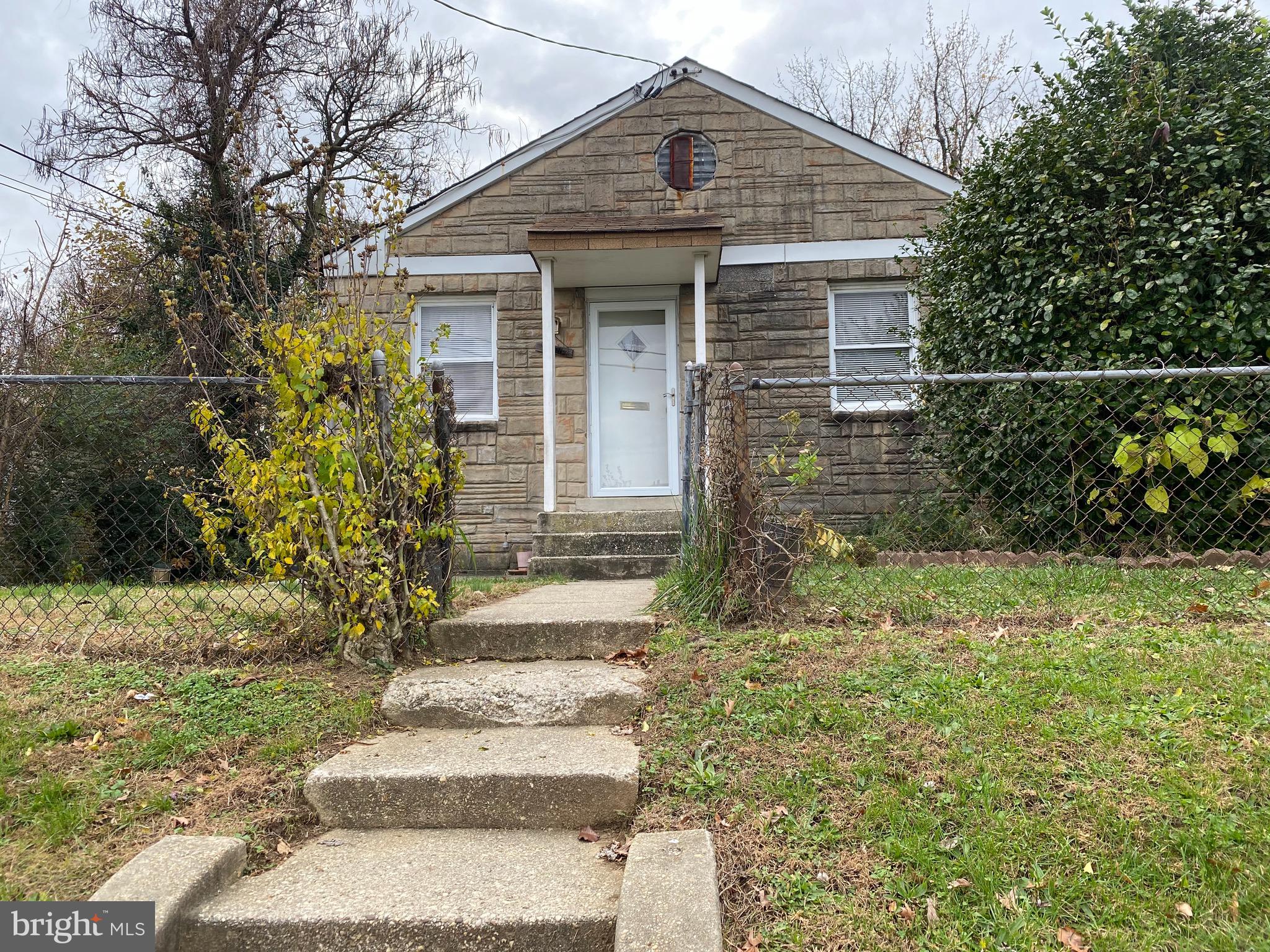 CHAPEL OAKS - Residential