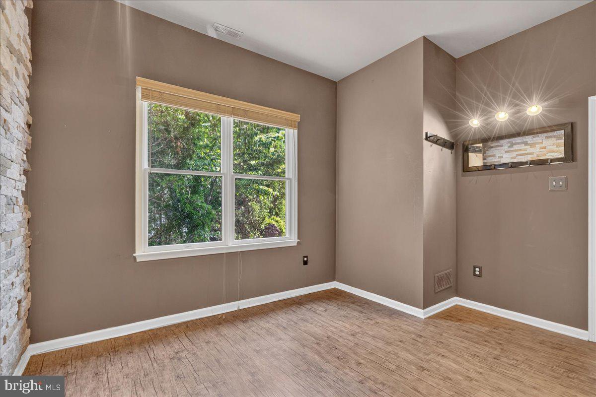 COLD SPRING HUNT - Residential