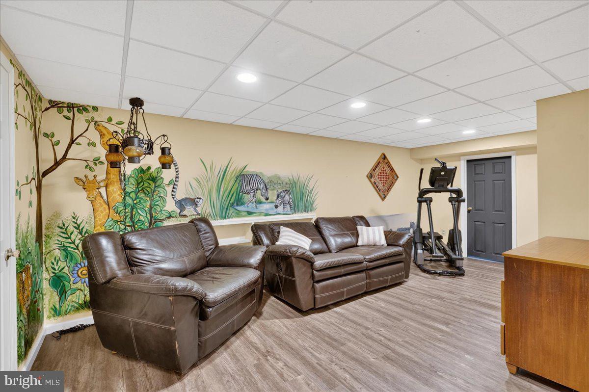 COLD SPRING HUNT - Residential