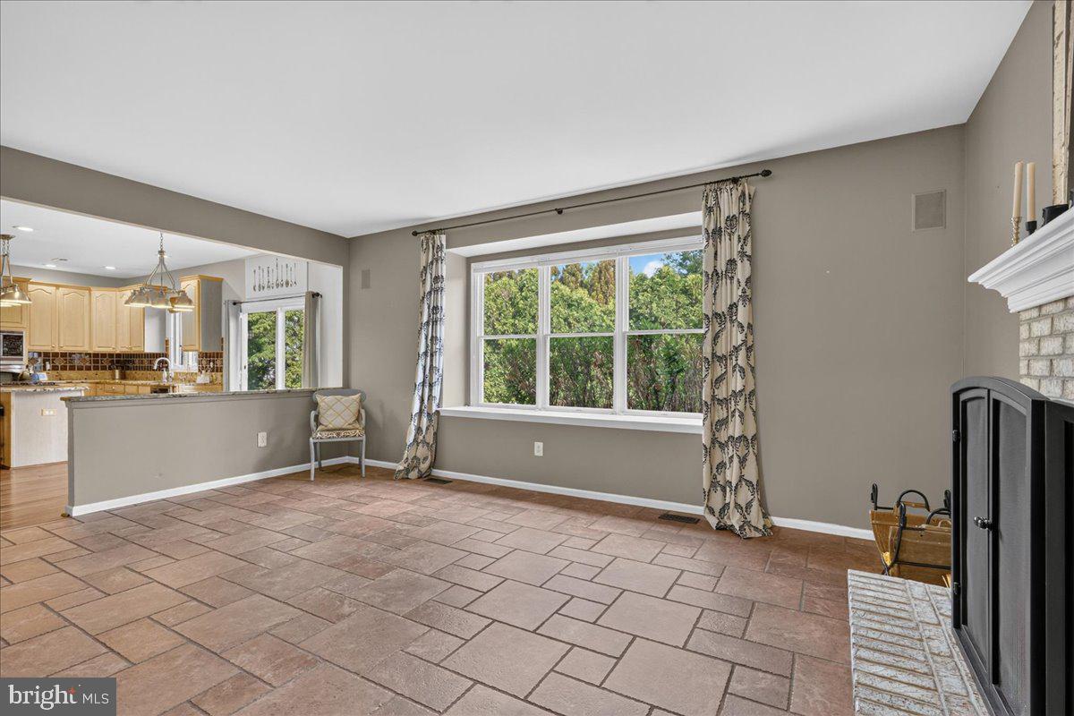 COLD SPRING HUNT - Residential