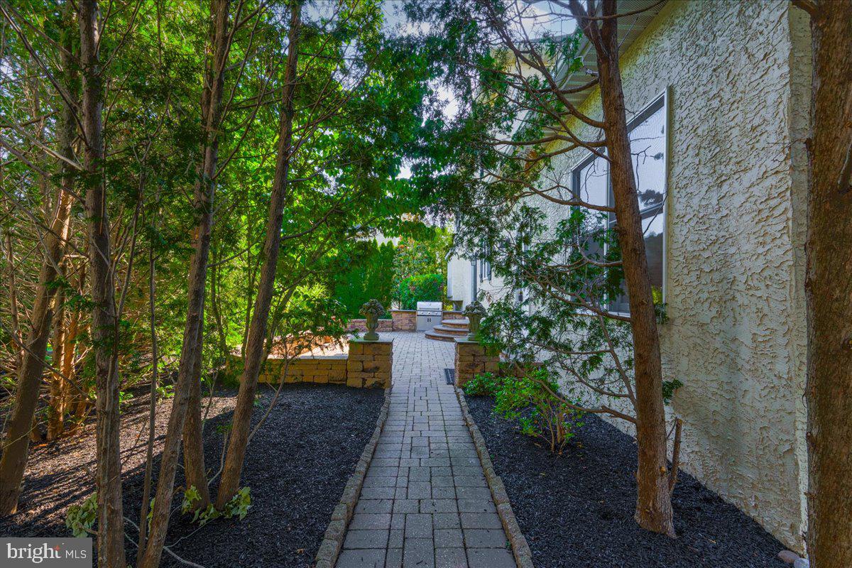COLD SPRING HUNT - Residential