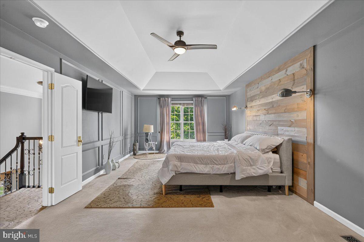 COLD SPRING HUNT - Residential