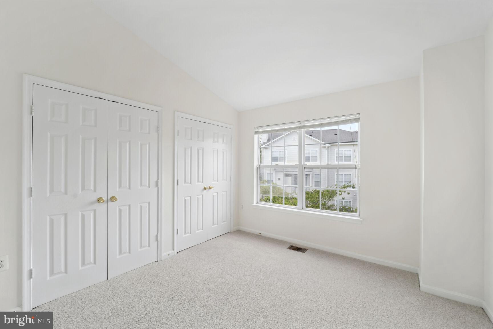 FOX MILL STATION - Residential