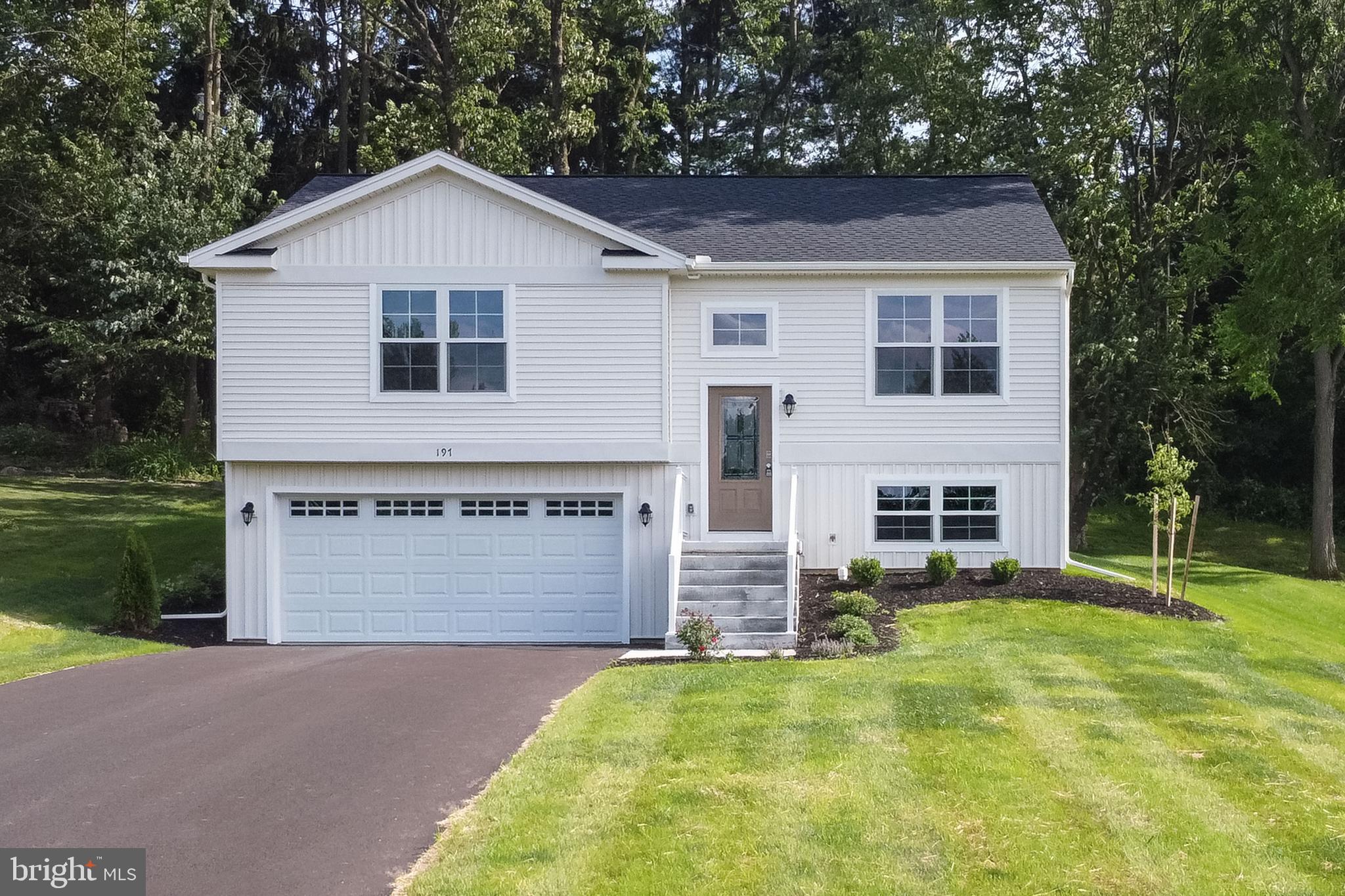 SOUTH GUILFORD HILLS - Residential