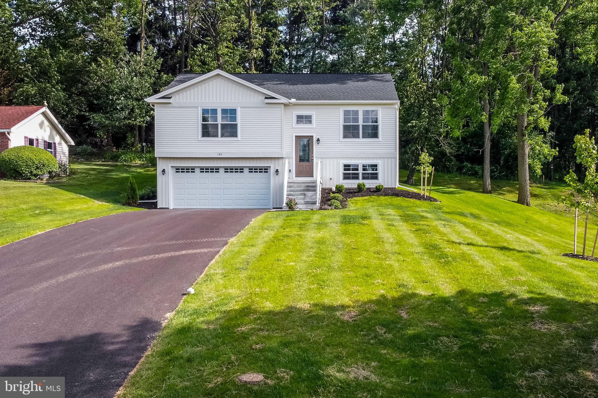 SOUTH GUILFORD HILLS - Residential