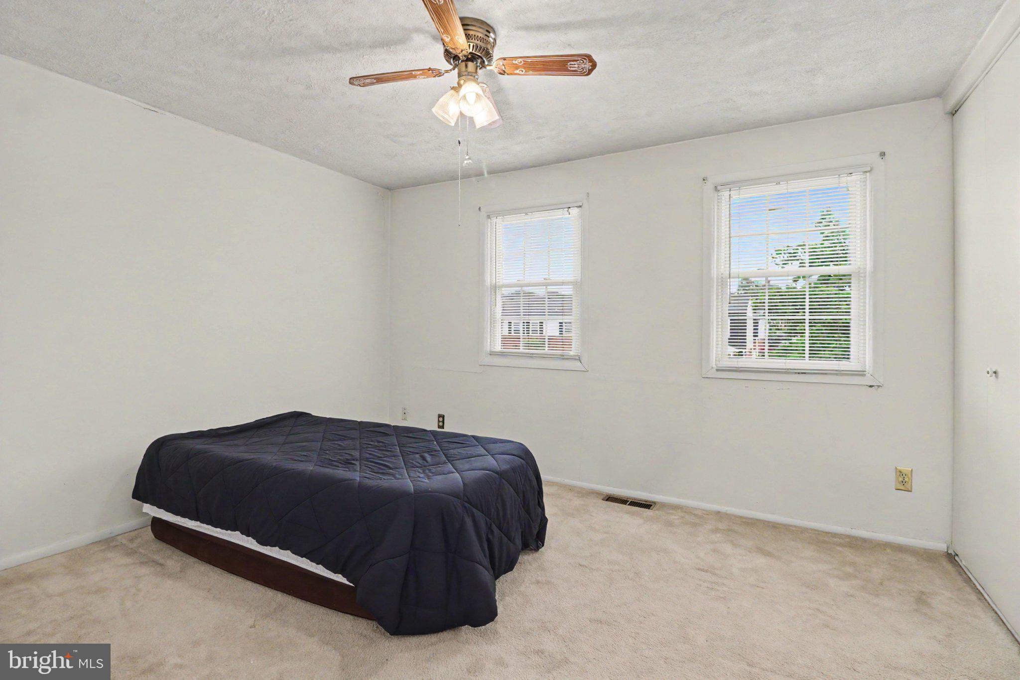 COLONY PARK - Residential