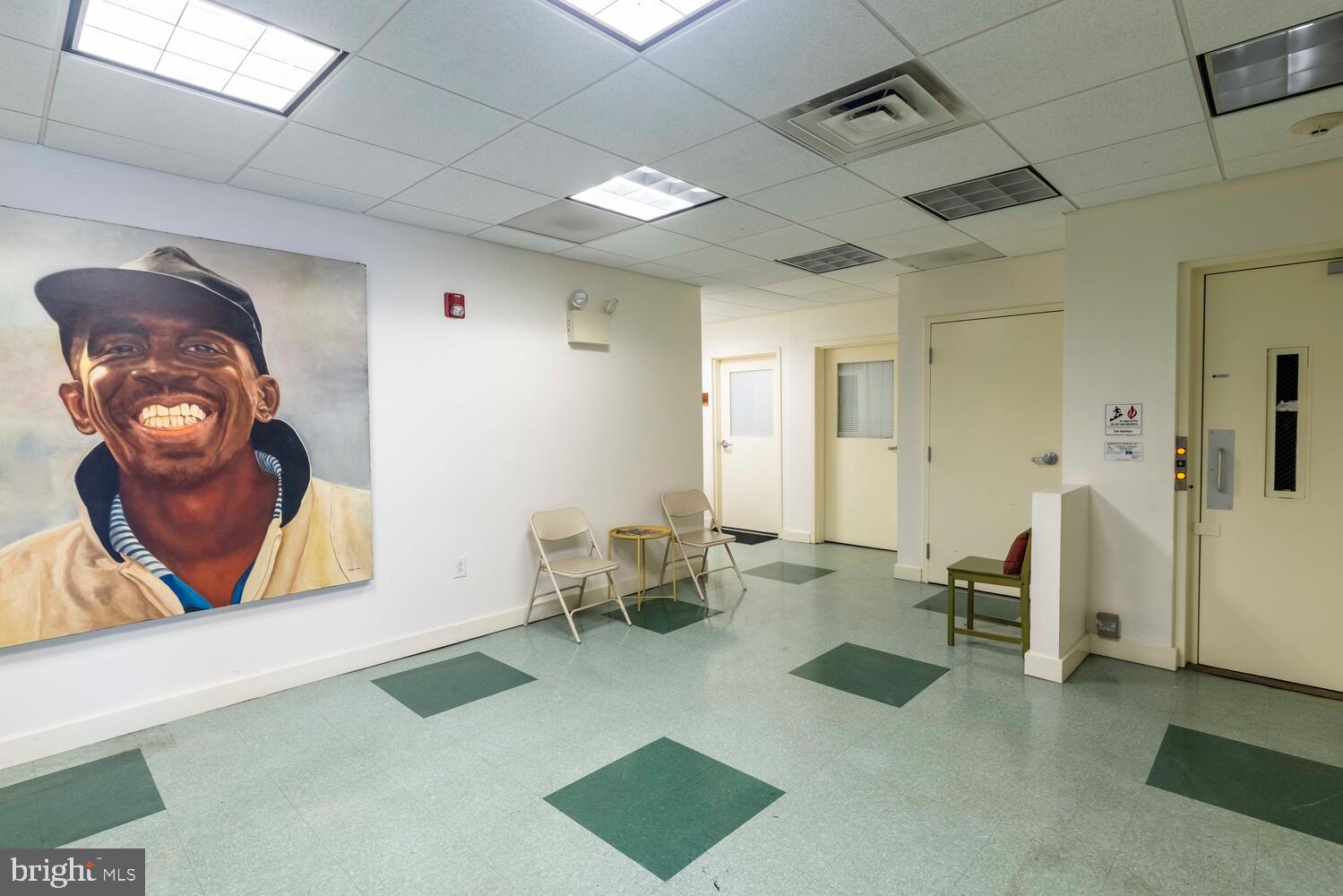 GERMANTOWN (WEST) - Commercial Sale
