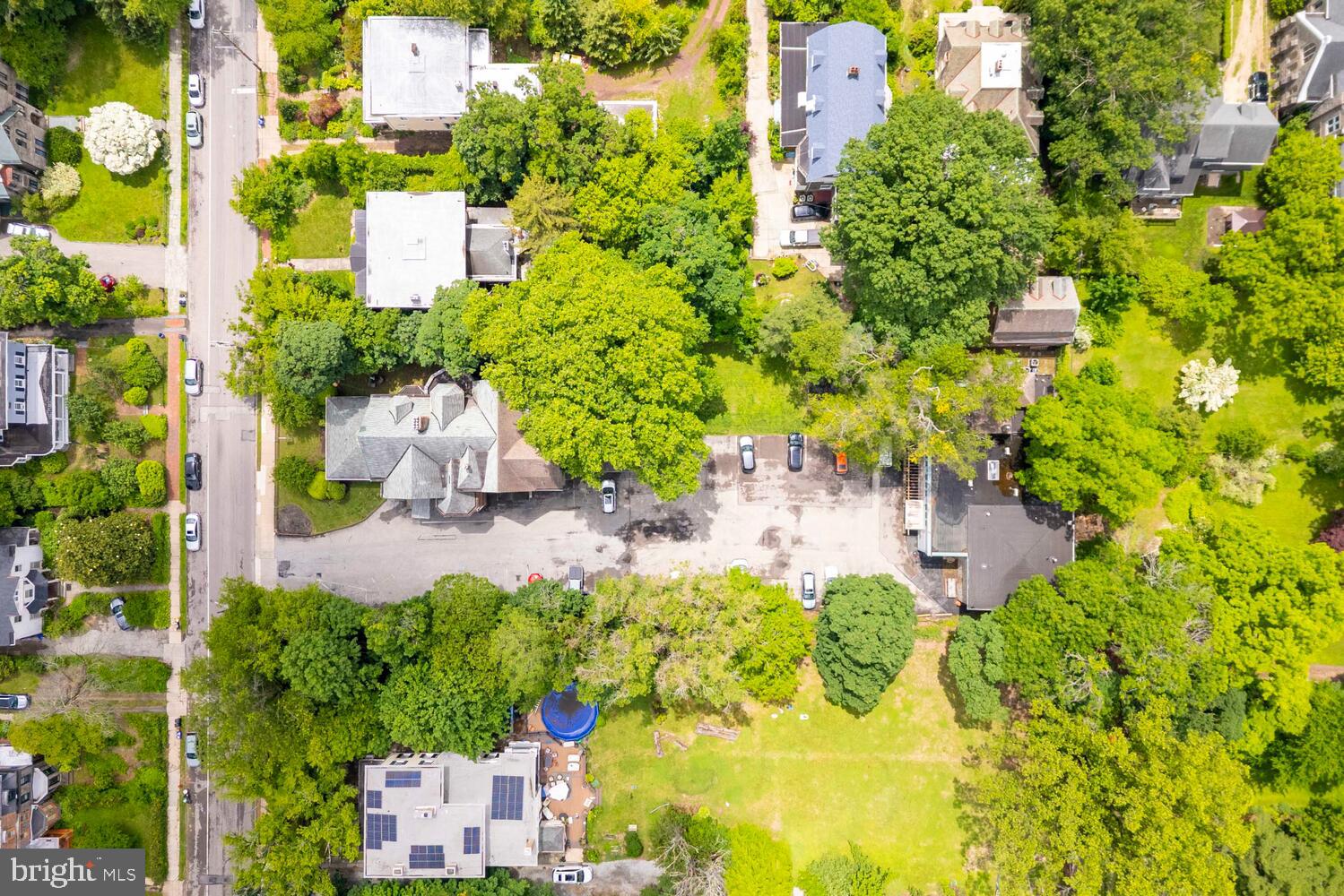 GERMANTOWN (WEST) - Commercial Sale