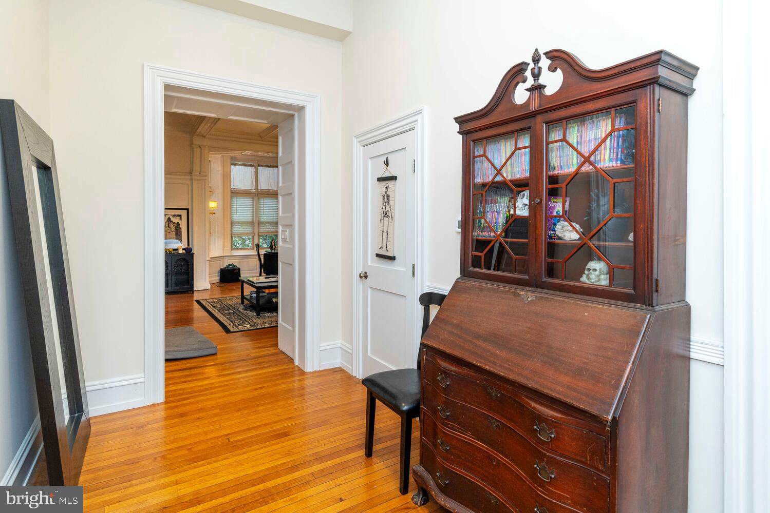 GERMANTOWN (WEST) - Commercial Sale