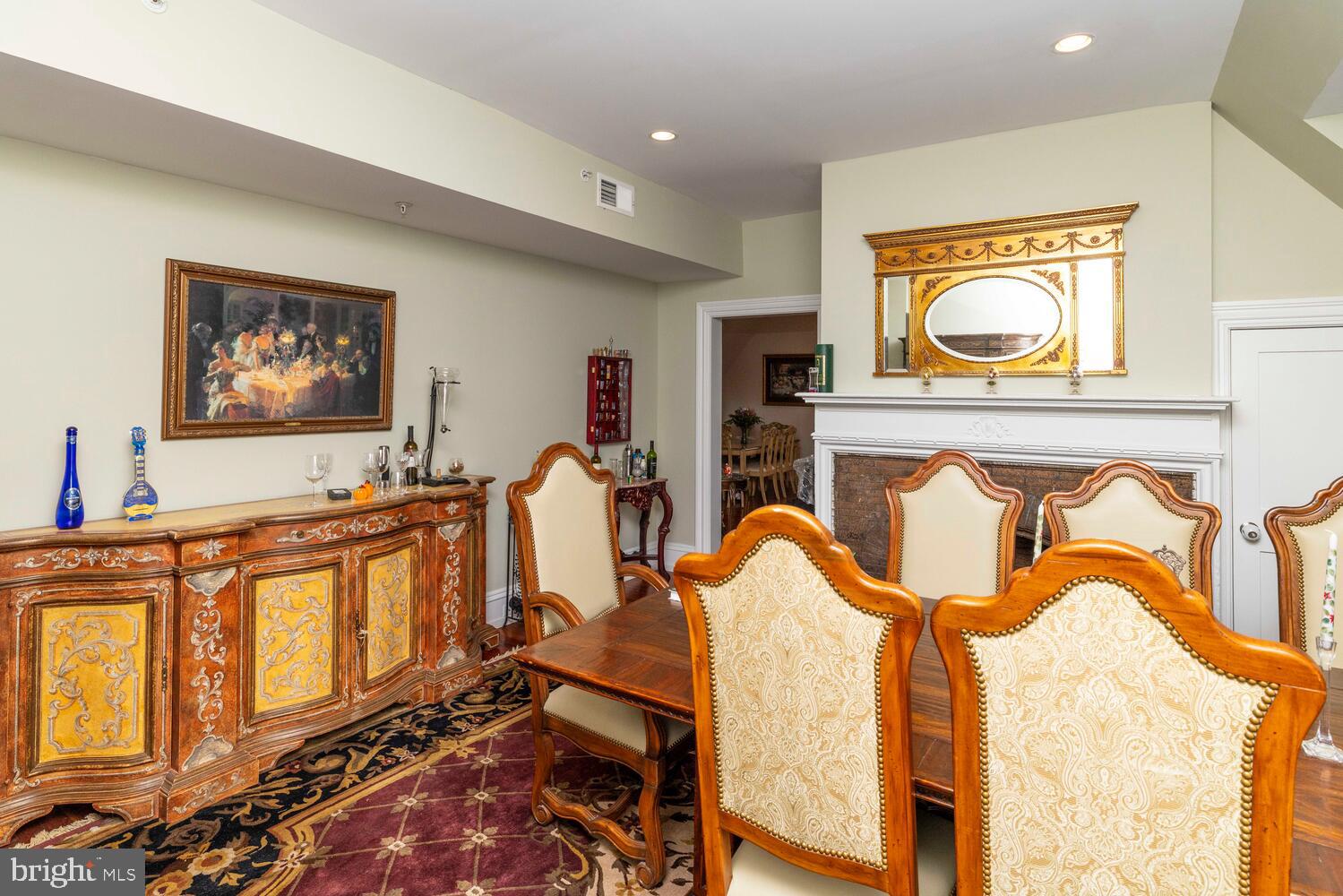 GERMANTOWN (WEST) - Commercial Sale