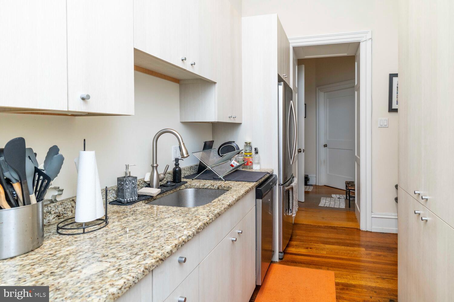 GERMANTOWN (WEST) - Commercial Sale