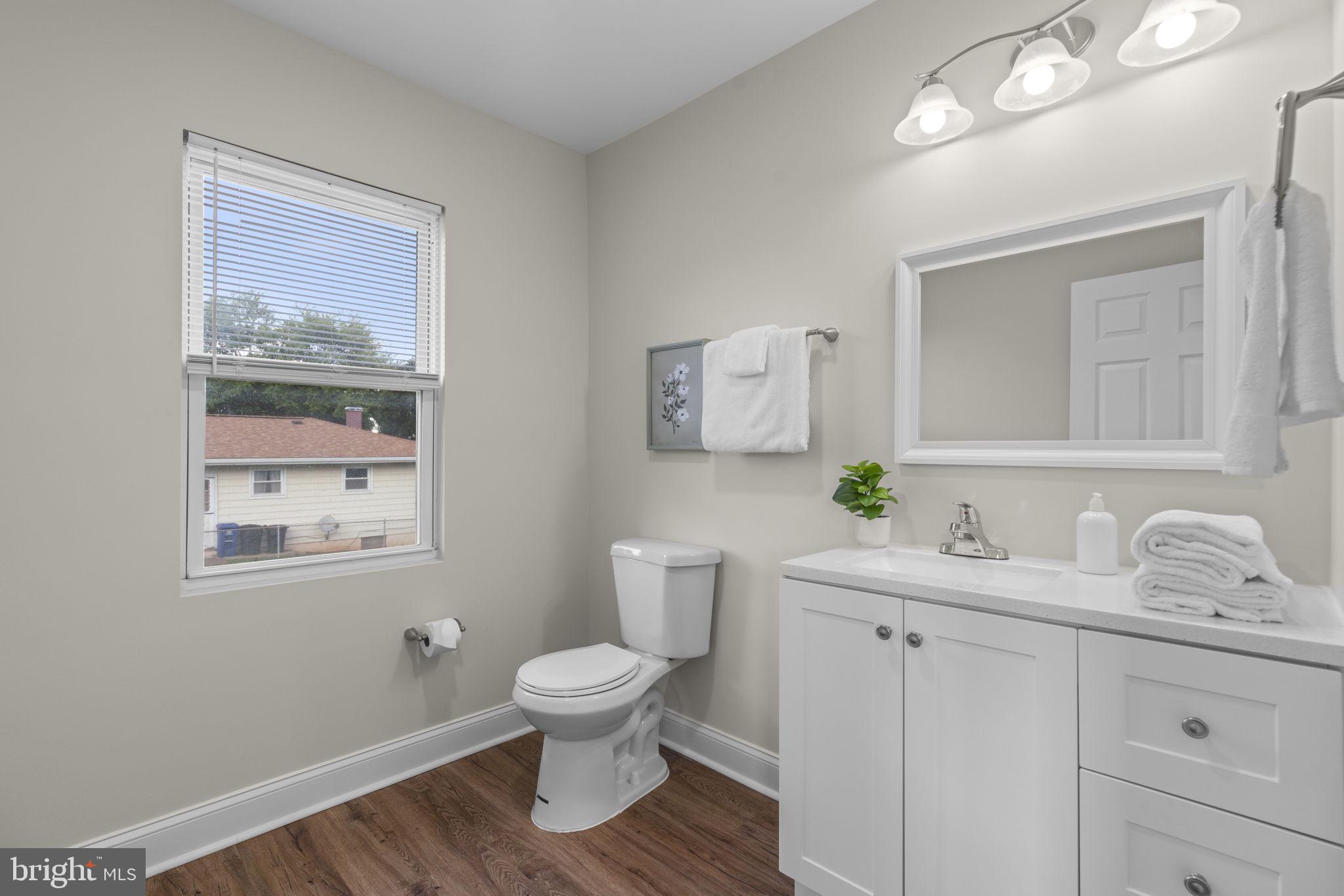 CATONSVILLE MANOR - Residential