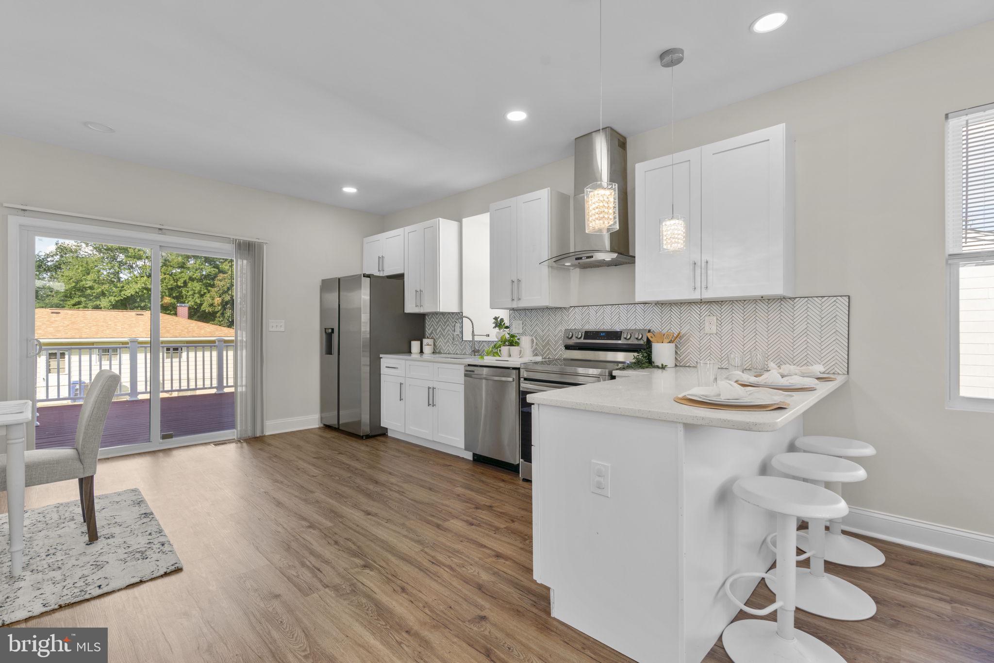 CATONSVILLE MANOR - Residential