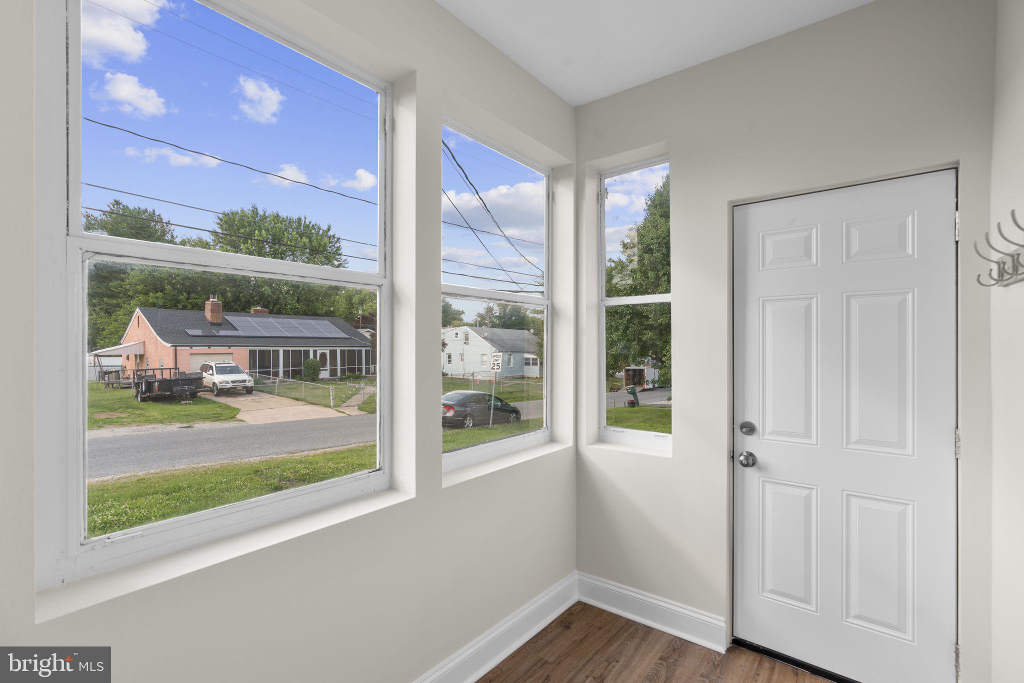 CATONSVILLE MANOR - Residential