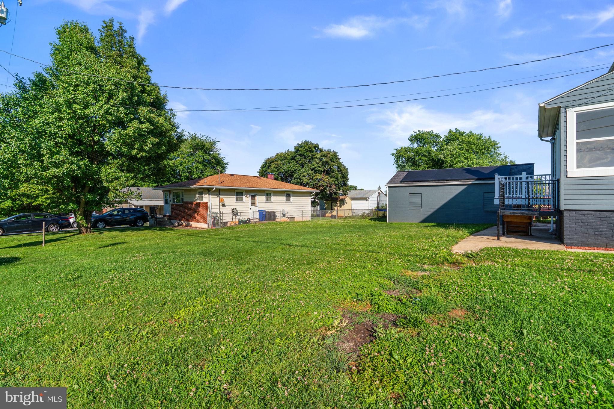 CATONSVILLE MANOR - Residential