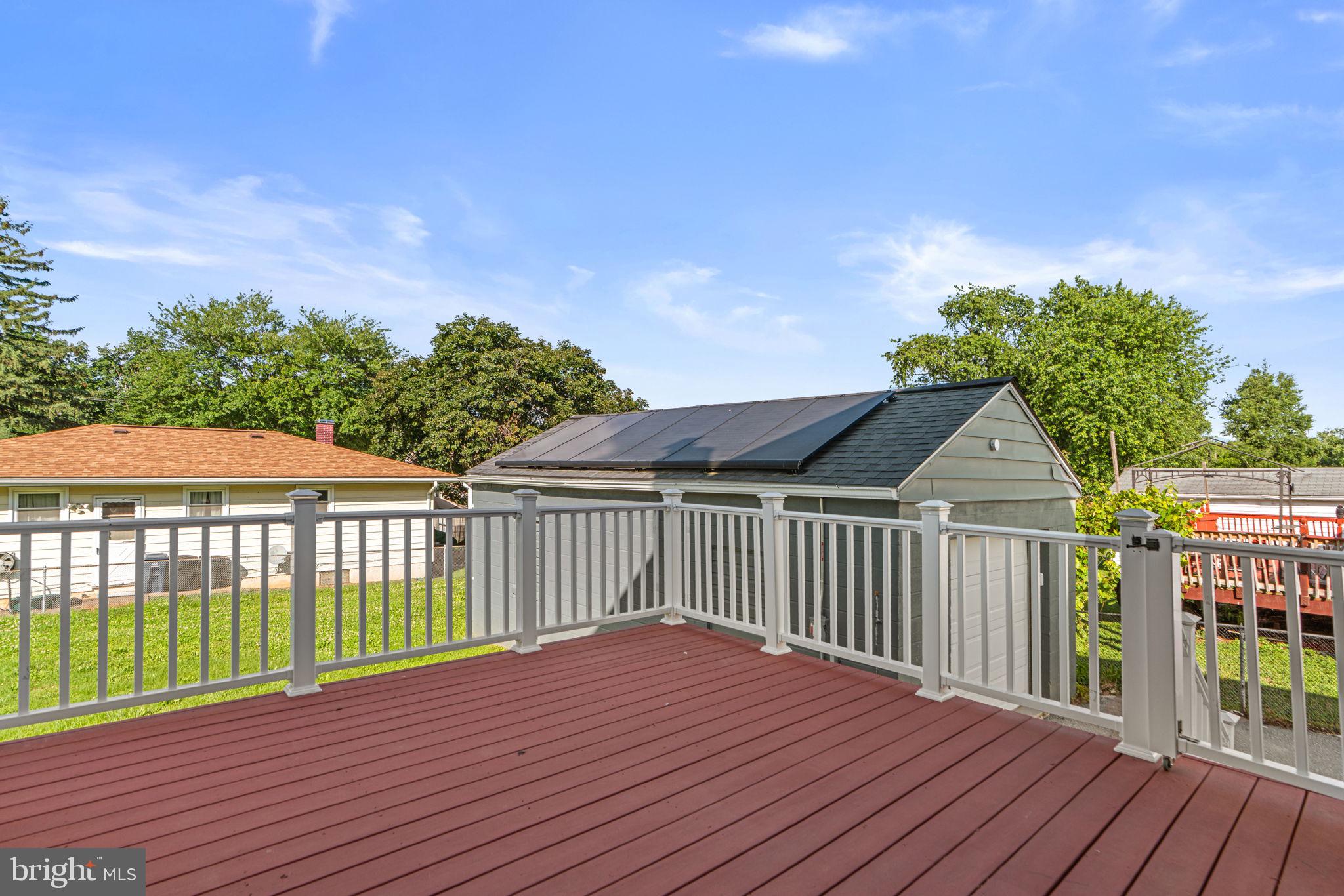 CATONSVILLE MANOR - Residential