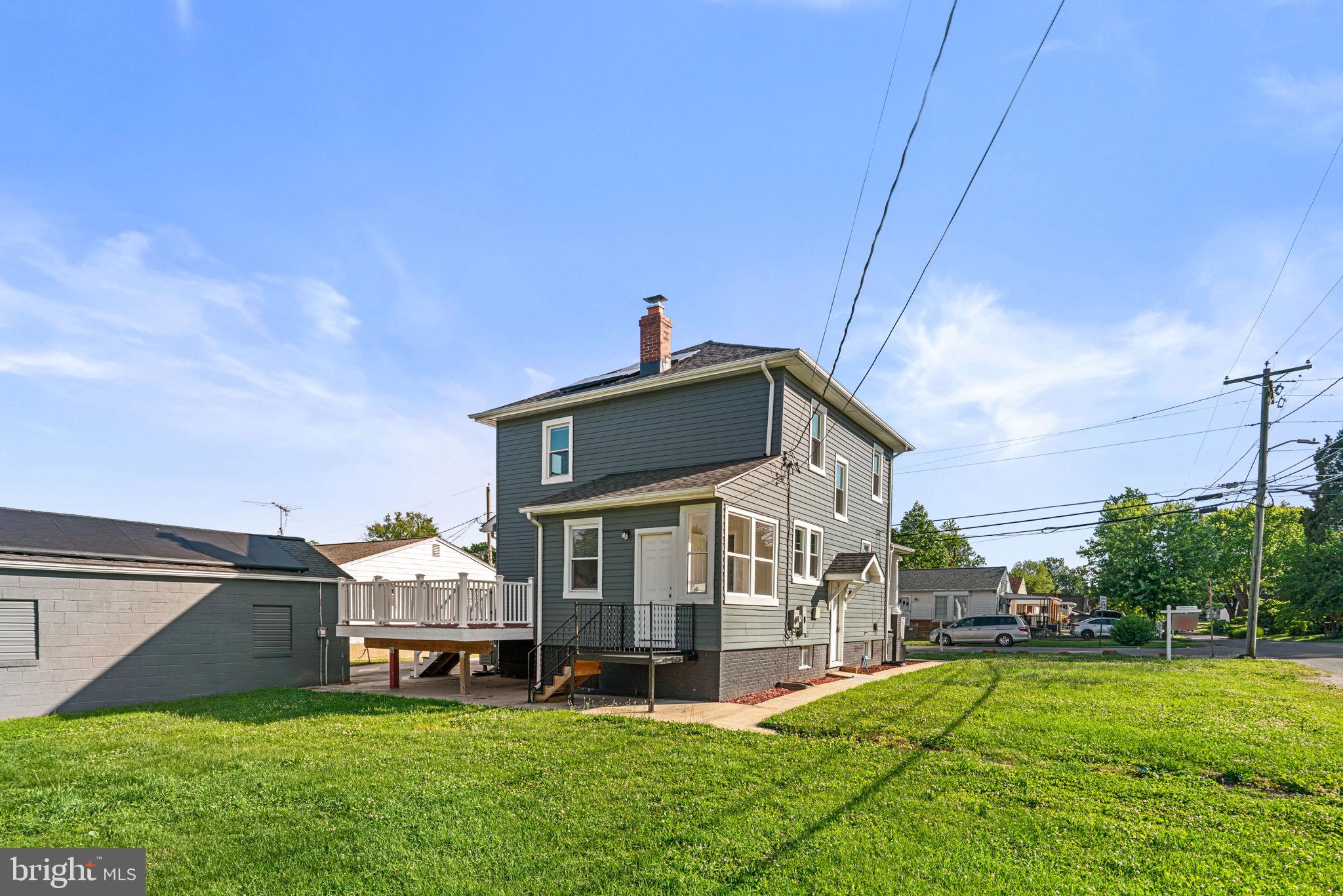 CATONSVILLE MANOR - Residential