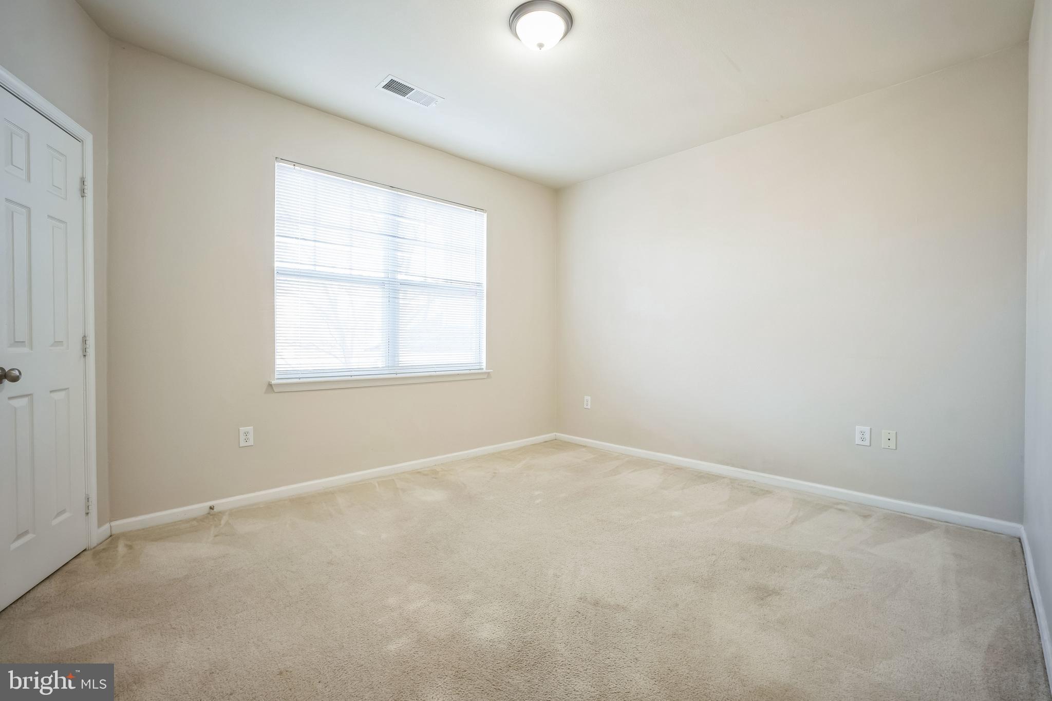 LEGATO CORNER - Residential