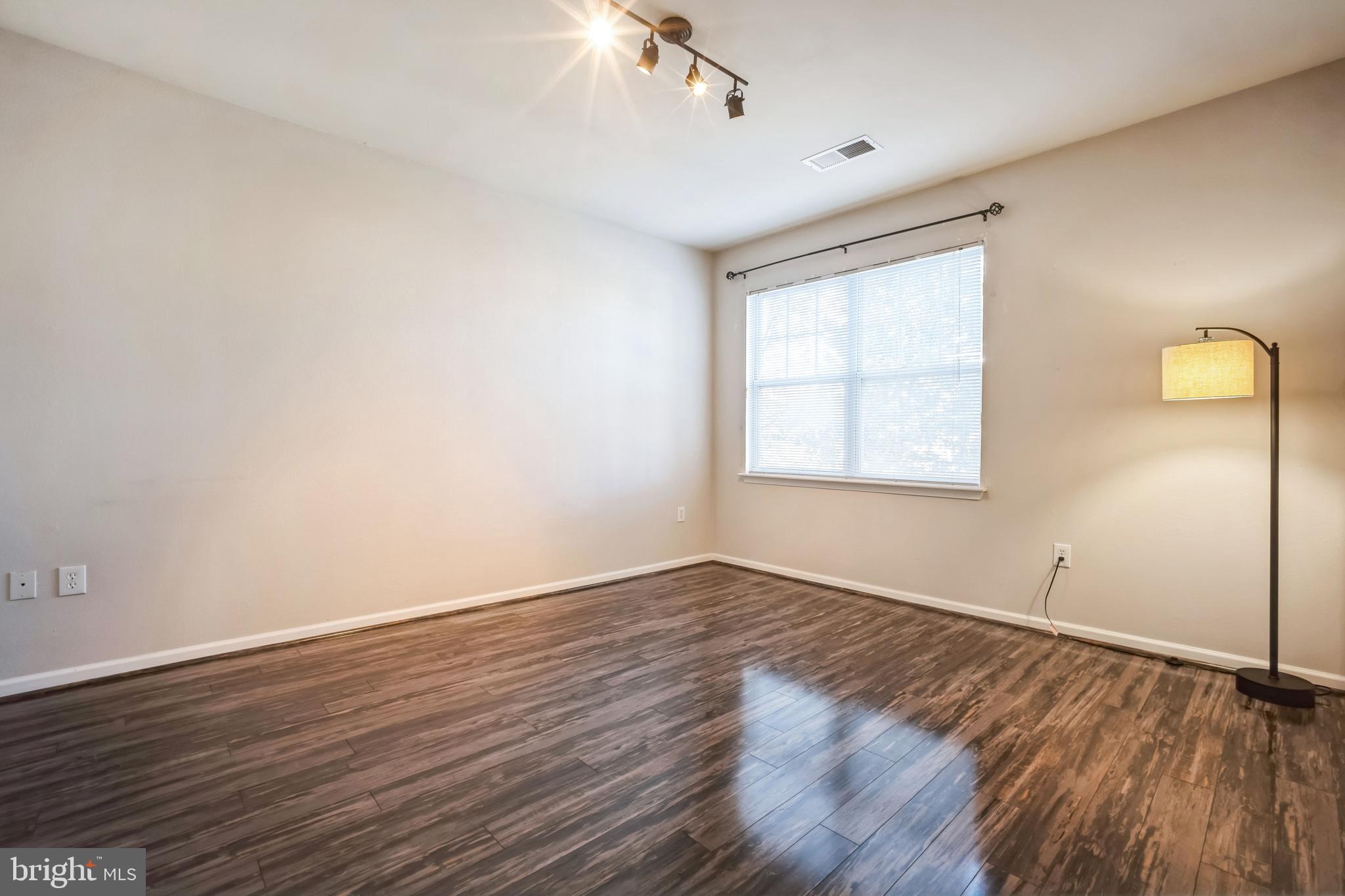 LEGATO CORNER - Residential