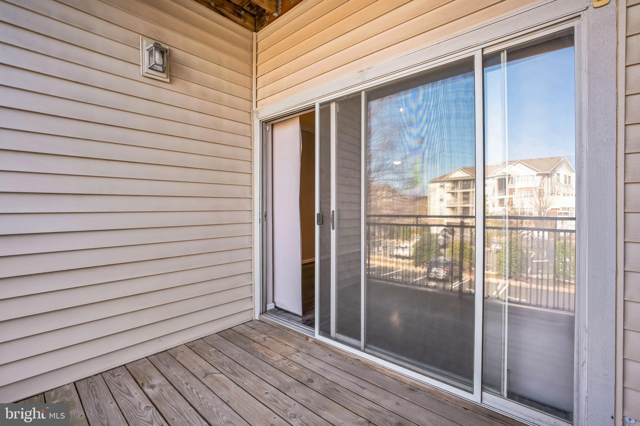 LEGATO CORNER - Residential