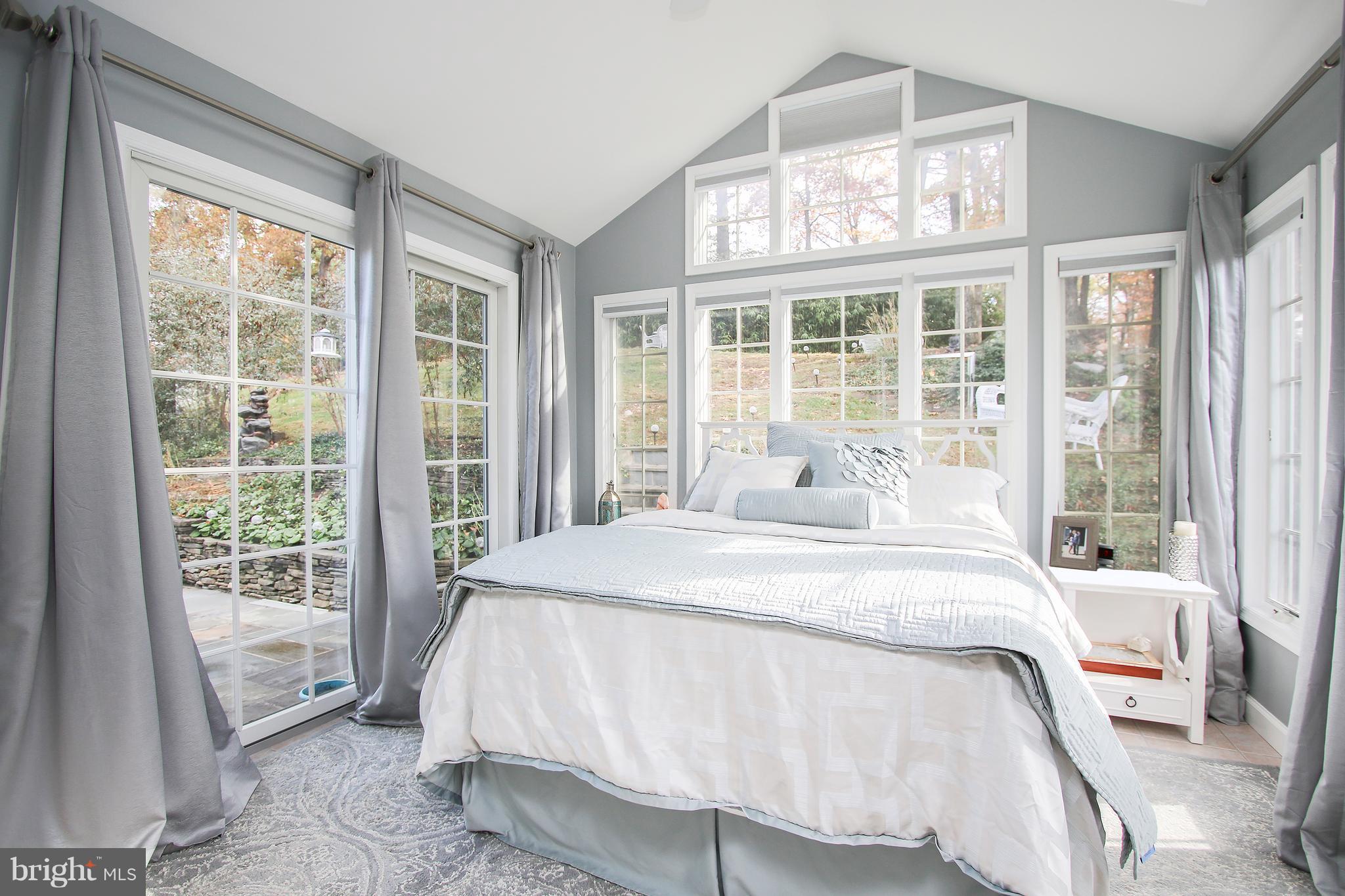 HUNGERFORD - Residential