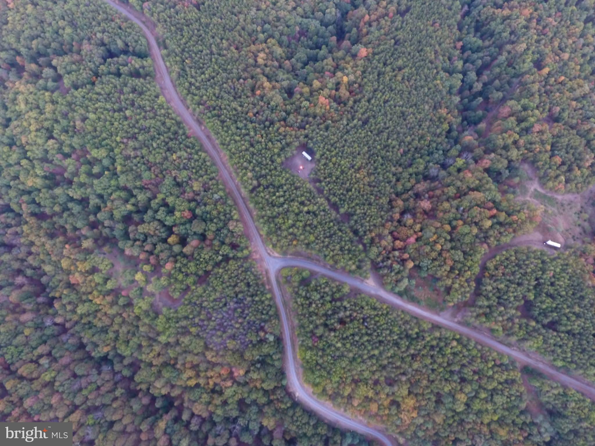 BLUFFS ON THE POTOMAC - Land
