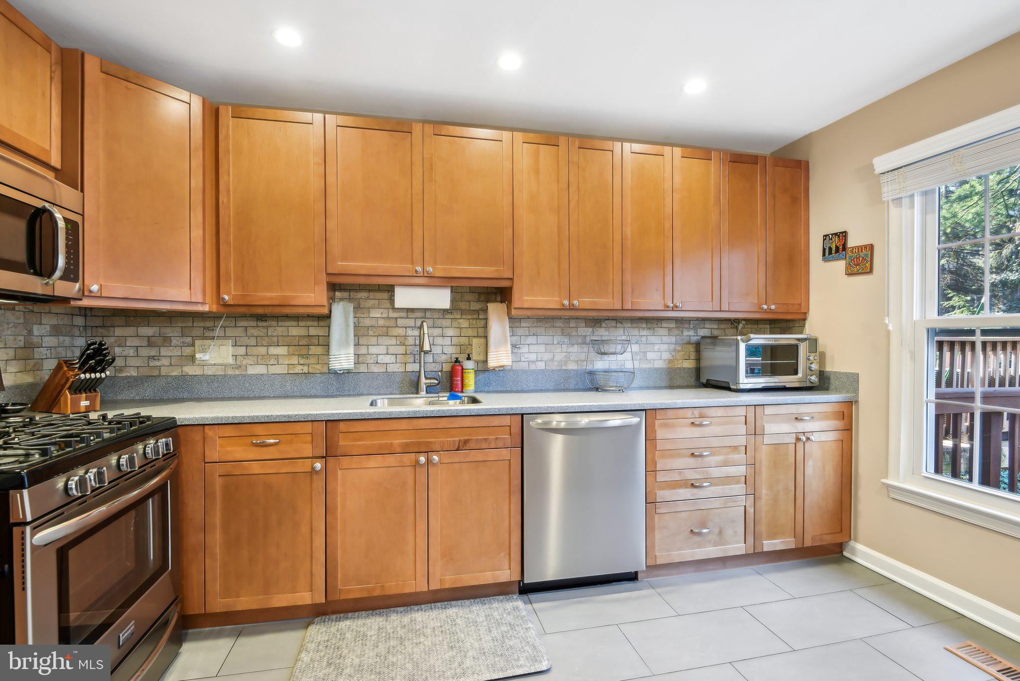 FAIR RIDGE - Residential