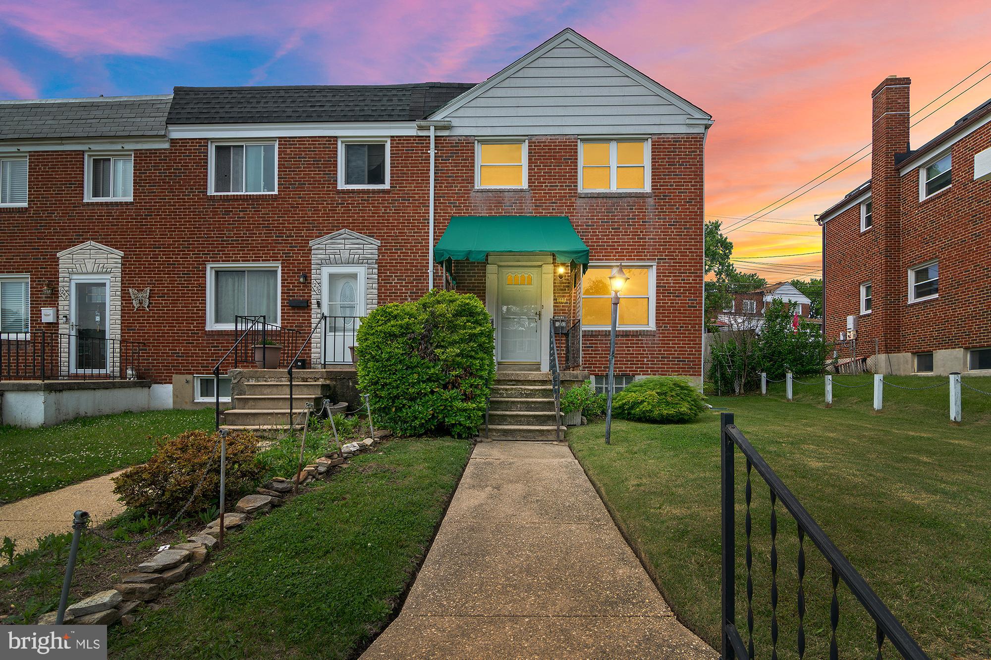 ***BEST AND FINAL OFFER DUE TUESDAY 6/2 AT 5PM ***

Don’t miss your chance to make this charming home your own schedule your showing today!