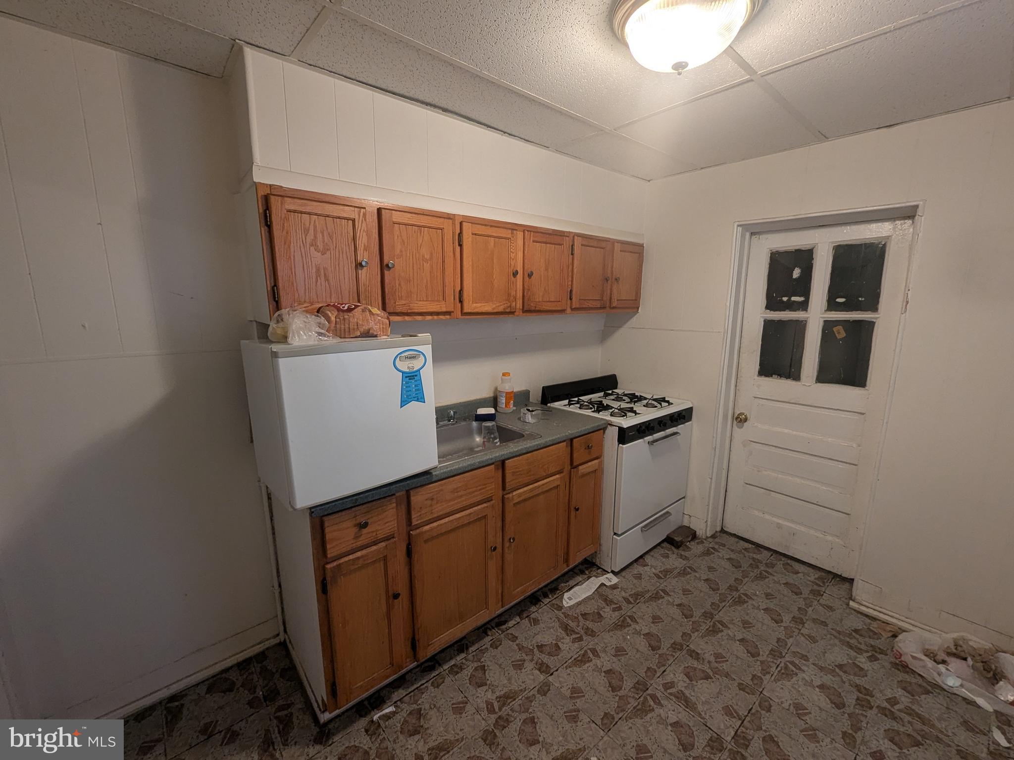 FRANKFORD - Residential