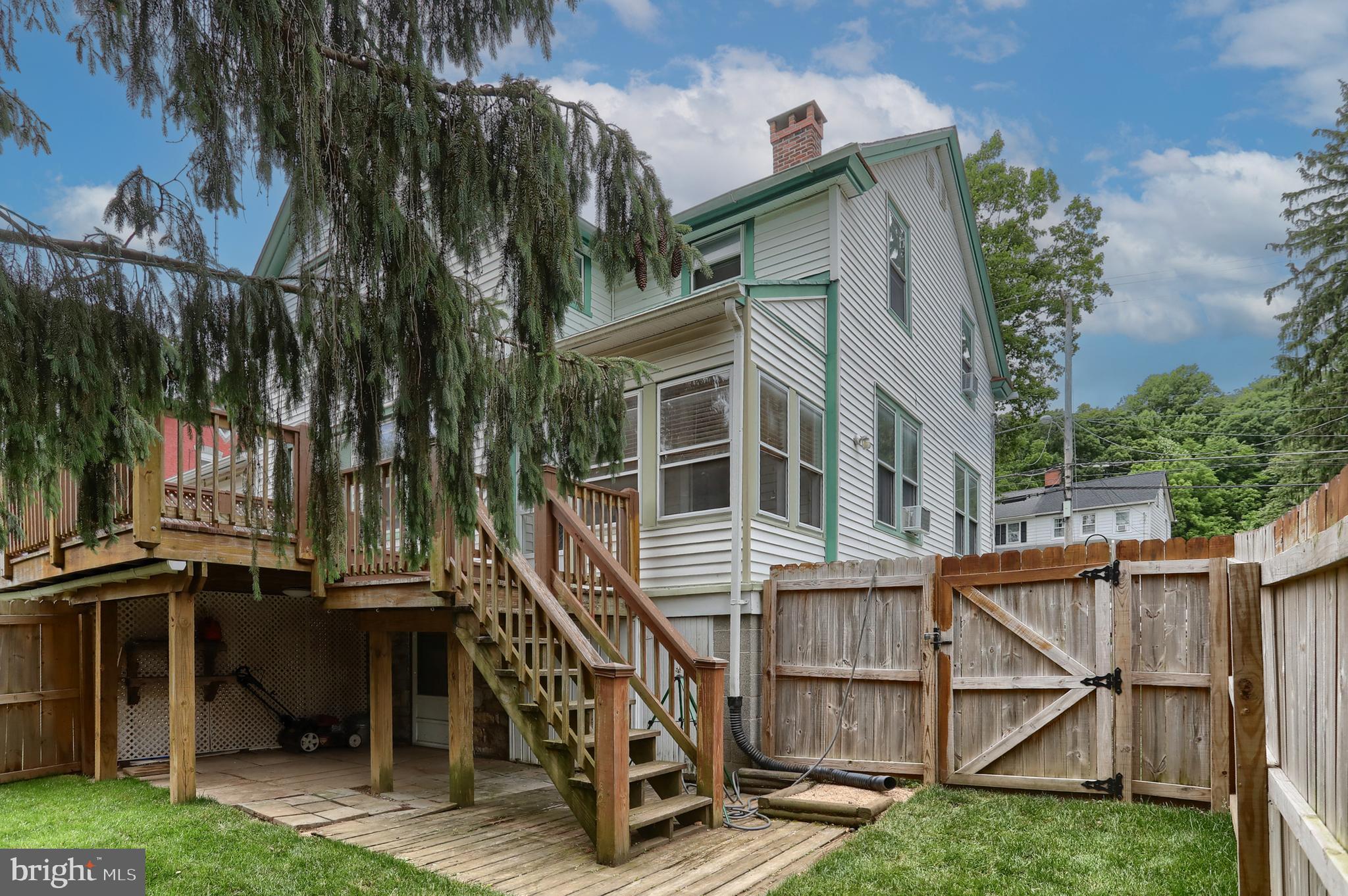 MINERS VILLAGE - Residential