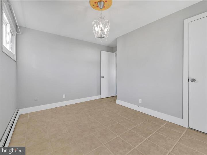 ROSLYN - Residential
