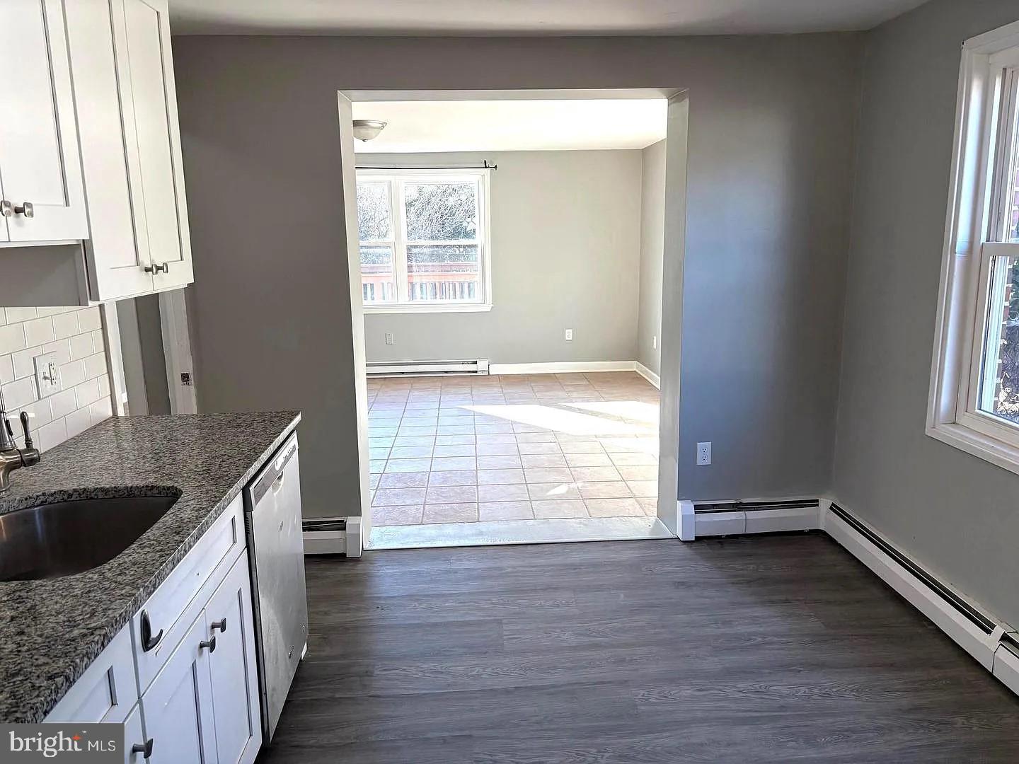 ROSLYN - Residential